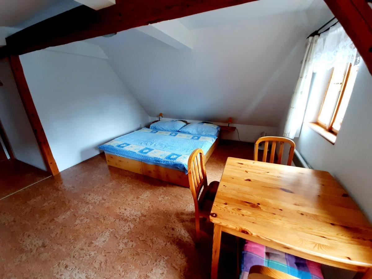 Jetřichovice Apartman Roubenka Vsemily מראה חיצוני תמונה